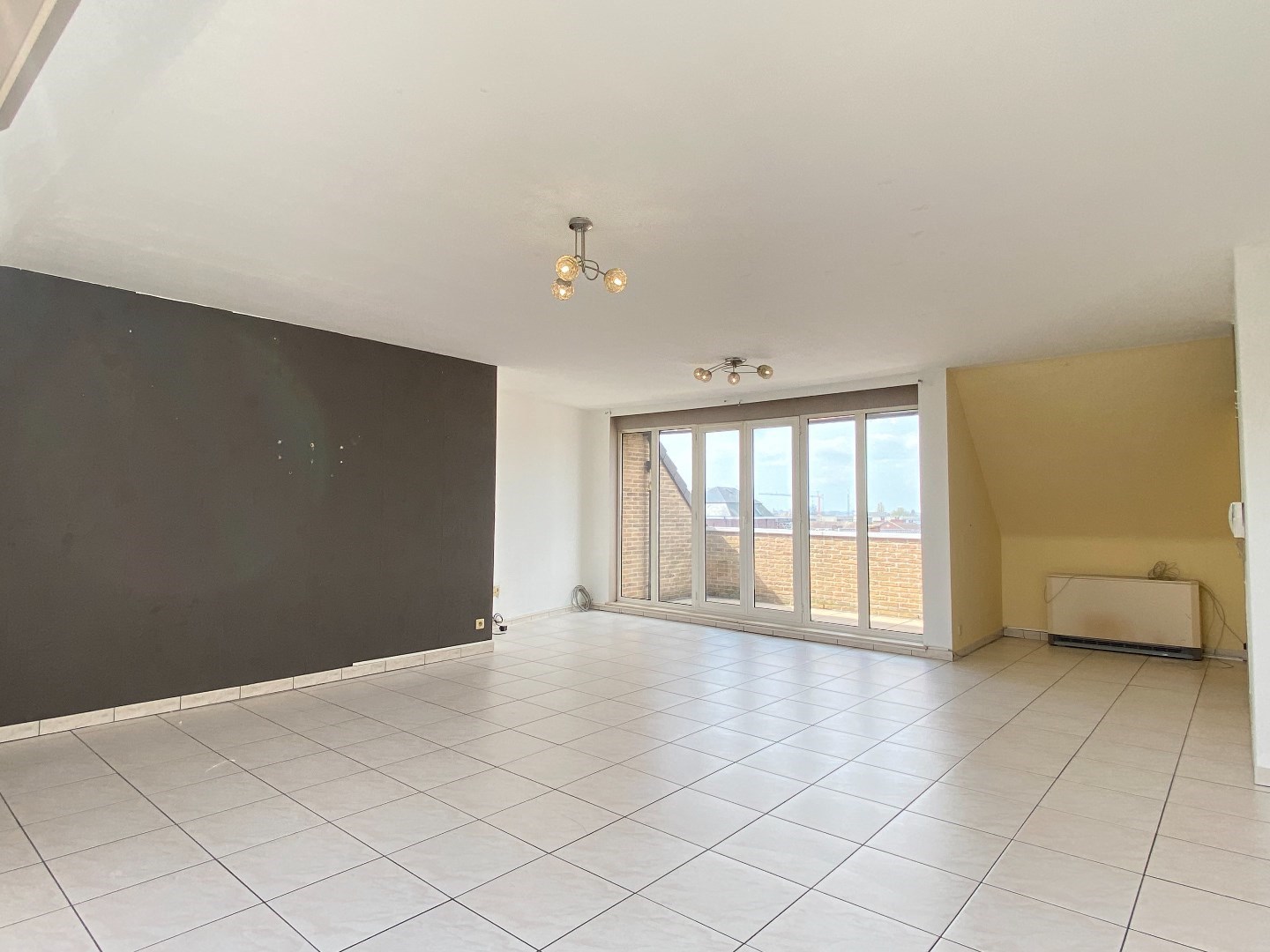 Dakappartement met 3 slaapkamers en terras met fantastisch zicht 