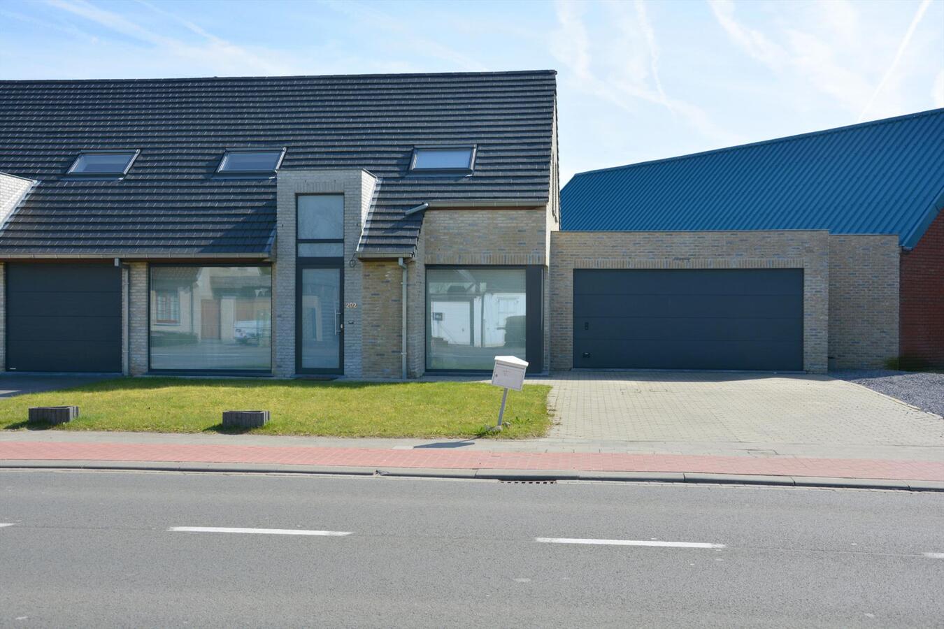 Mooie nieuwbouwwoning met 3 slaapkamers en tuintje 