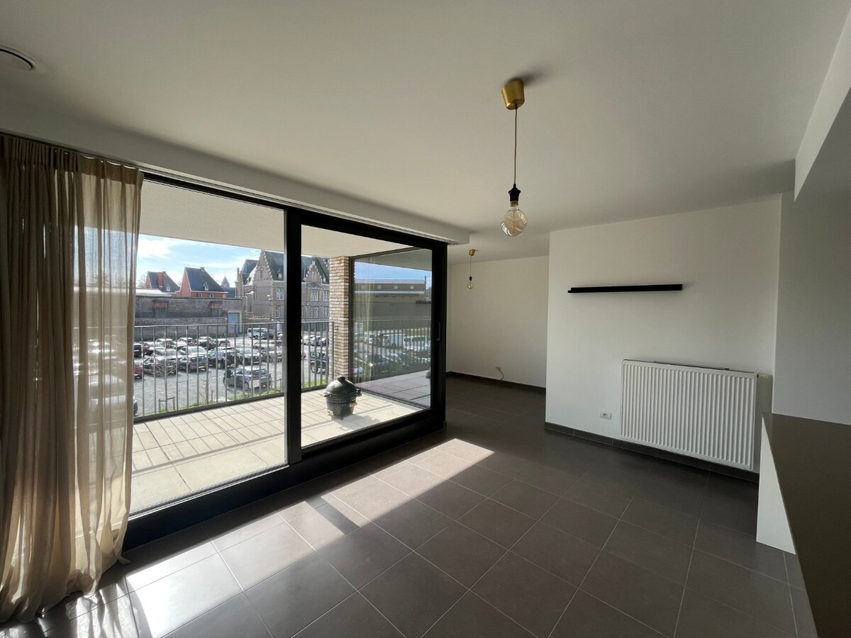 2-slaapkamer appartement met aangenaam terras. 