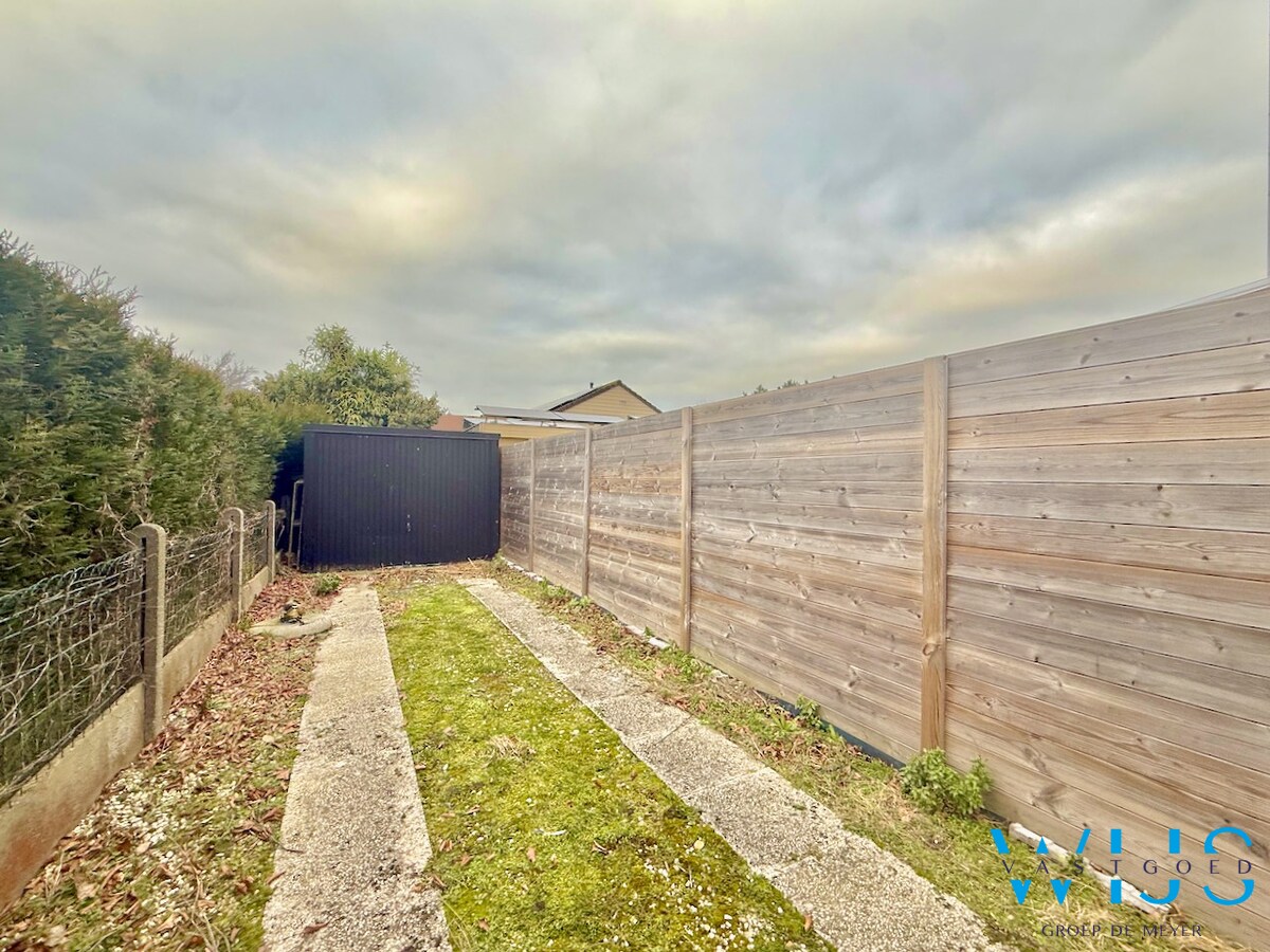 Gezellig éénslaapkamer appartement met garage te Assenede ! 