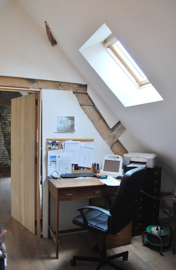 Gerenoveerde woning met stalgebouw op 2.340m² 