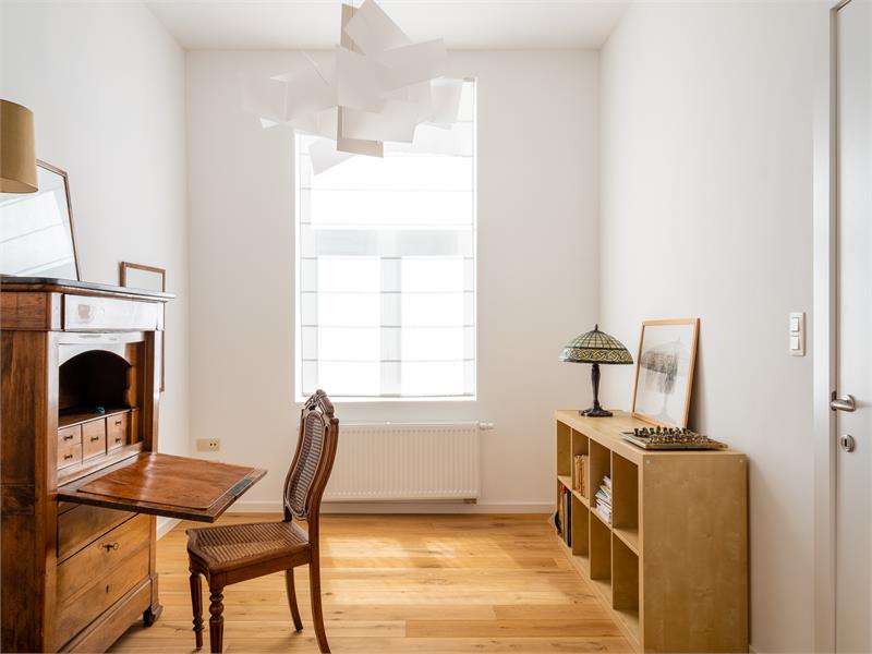 Prachtige burgerwoning in een wijk in bloei 