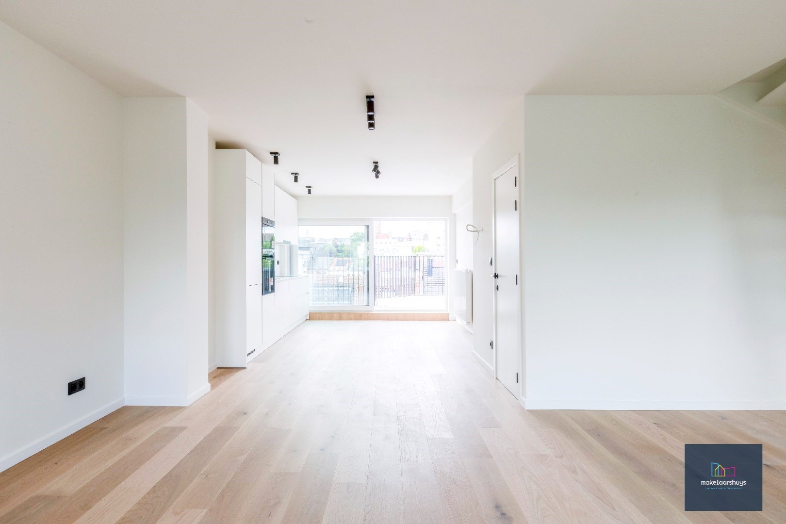 Prachtige penthouse met 2 slaapkamers en  groot terras met uniek uitzicht 