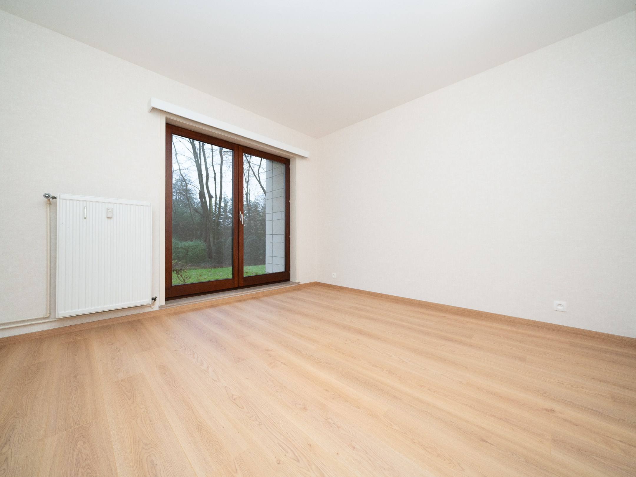 Gerenoveerd 2kamer-appartement in standingvol gebouw 