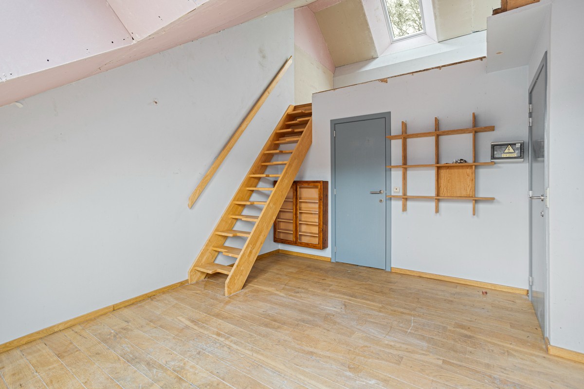 Uniek opbrengstpand met 1 appartement en 2 studentenkamers in centrum Leuven!  – EPC label B - bewoonbare opp. 227 m² 