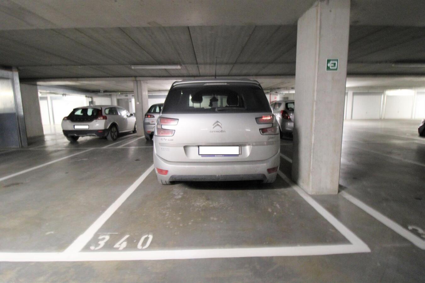 Verhuurd parkeerplaats - Roeselare