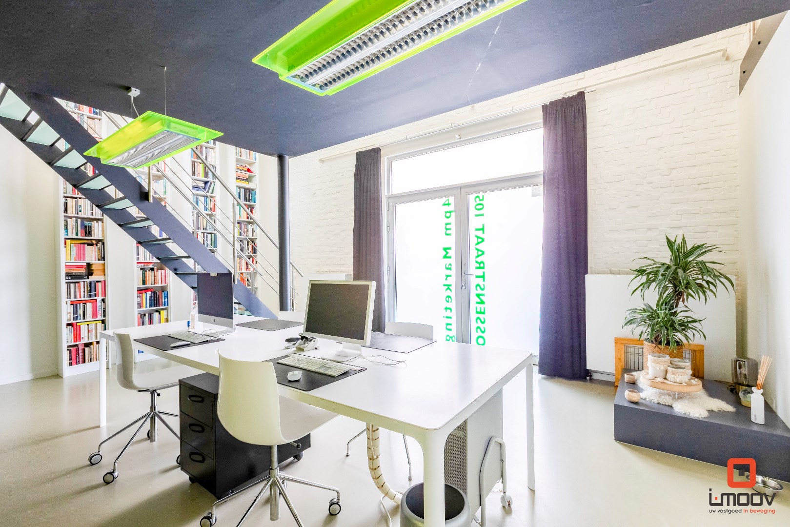 Karaktervol pand aan het Rommelwaterpark: industriële charme met huiselijke warmte. 