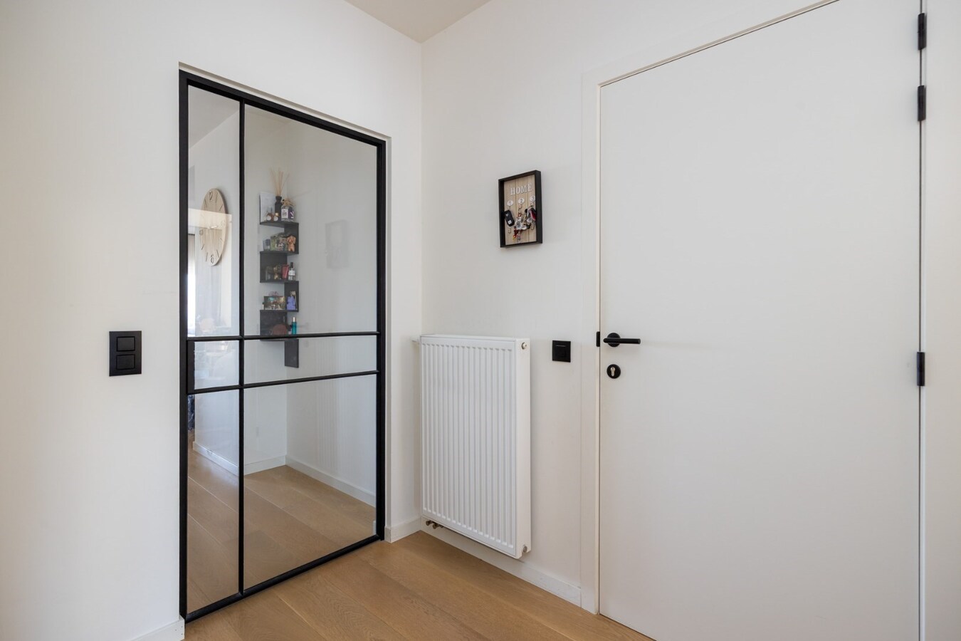 Gerenoveerd energiezuinig appartement met 2 slpk te Schelle! 