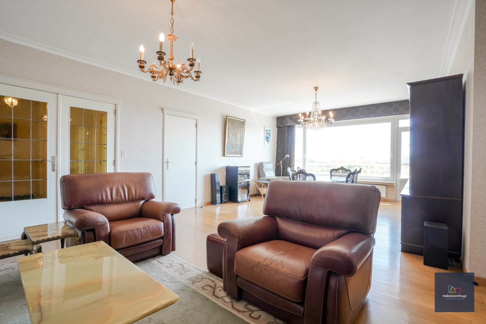 Mooi 3 slaapkamerappartement met  terras en parkeerplaats te Residentie Rijsenberg 