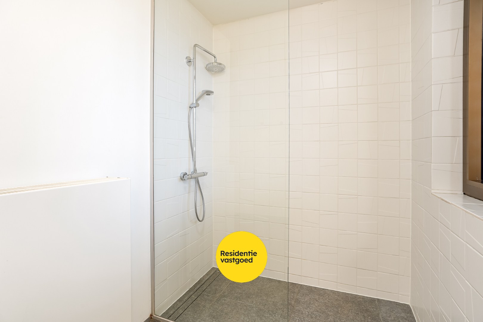 Prachtig modern appartement te huur in het centrum van Jabbeke 