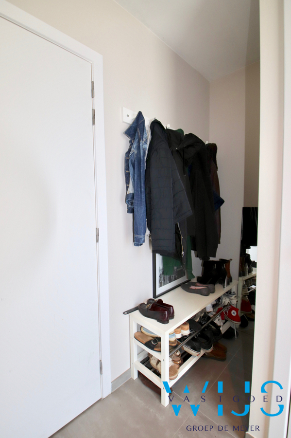 Instapklaar woonhuis met 3 slaapkamers &amp; tuin ! 