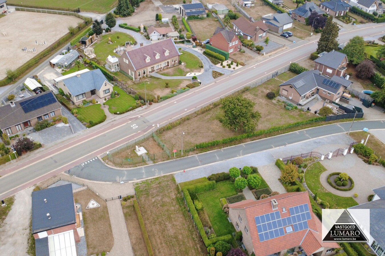 Elen: Bouwplaats voor vrijstaande woning, op 400m van natuurgebied 