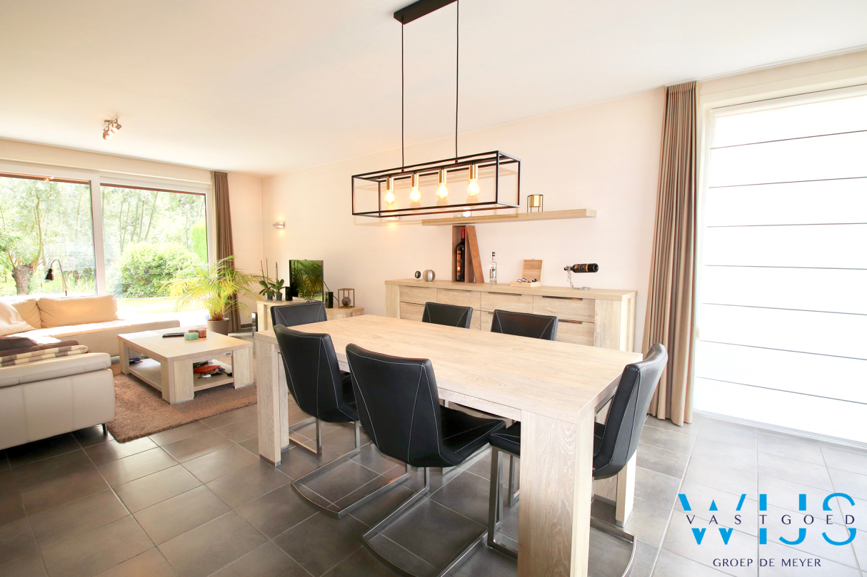 Tof woonhuis met tuin te Boekhoute ! 