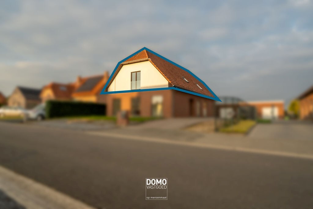 Instapklaar appartement met garage, rustig gelegen. 