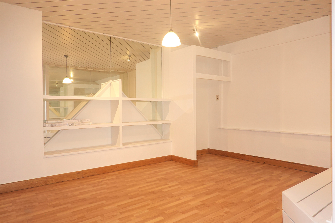 Gezellige studio te Ruddervoorde 