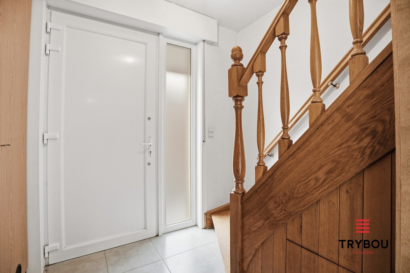 Halfopen bebouwing met 4 slaapkamers in Poelkapelle! 