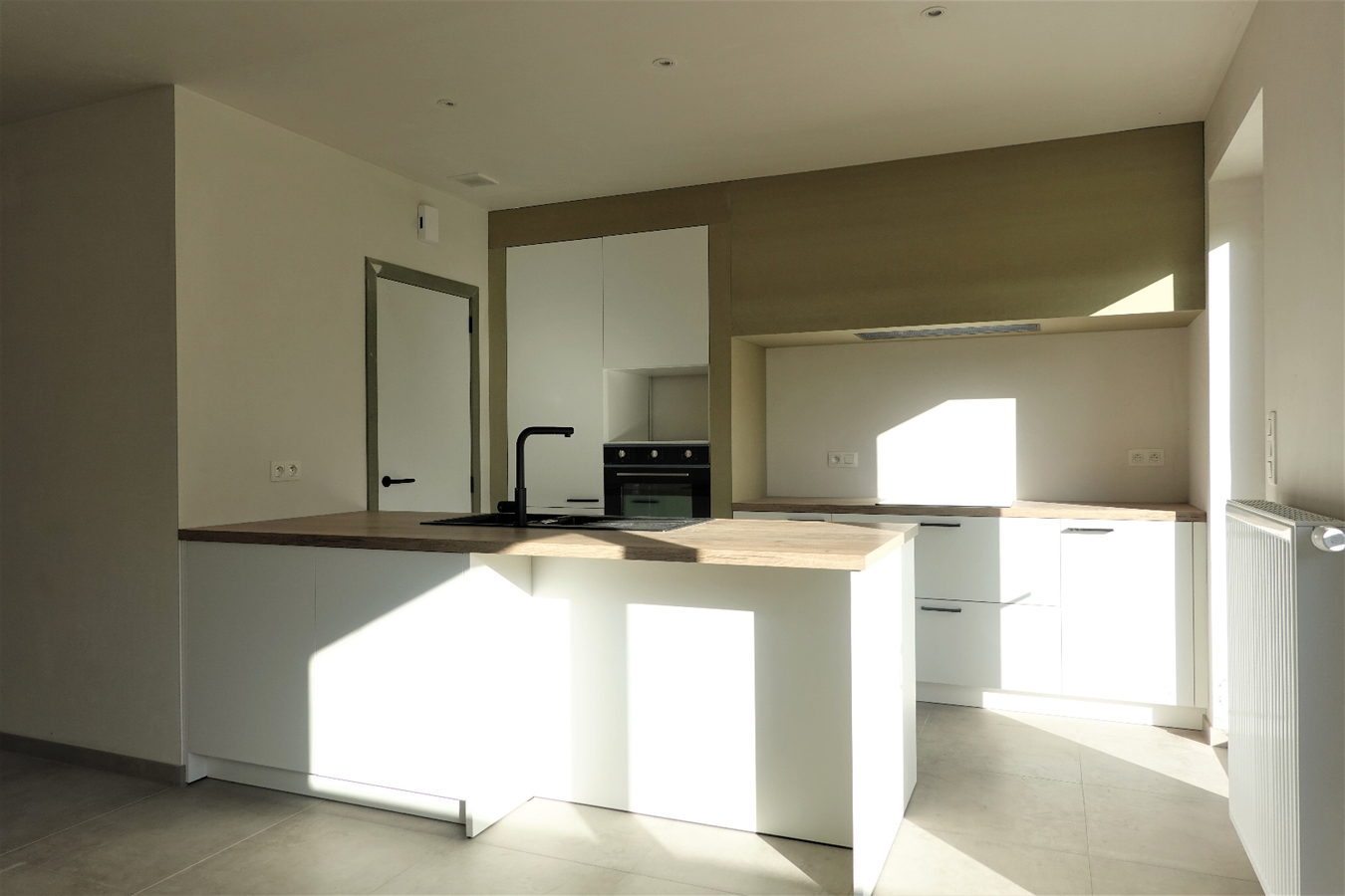 Nieuwbouwwoning nabij centrum Mariakerke 