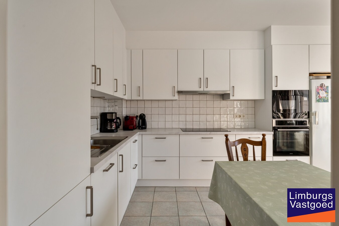 Ruim en centraal gelegen appartement, 2 slpk, met terras en garage 