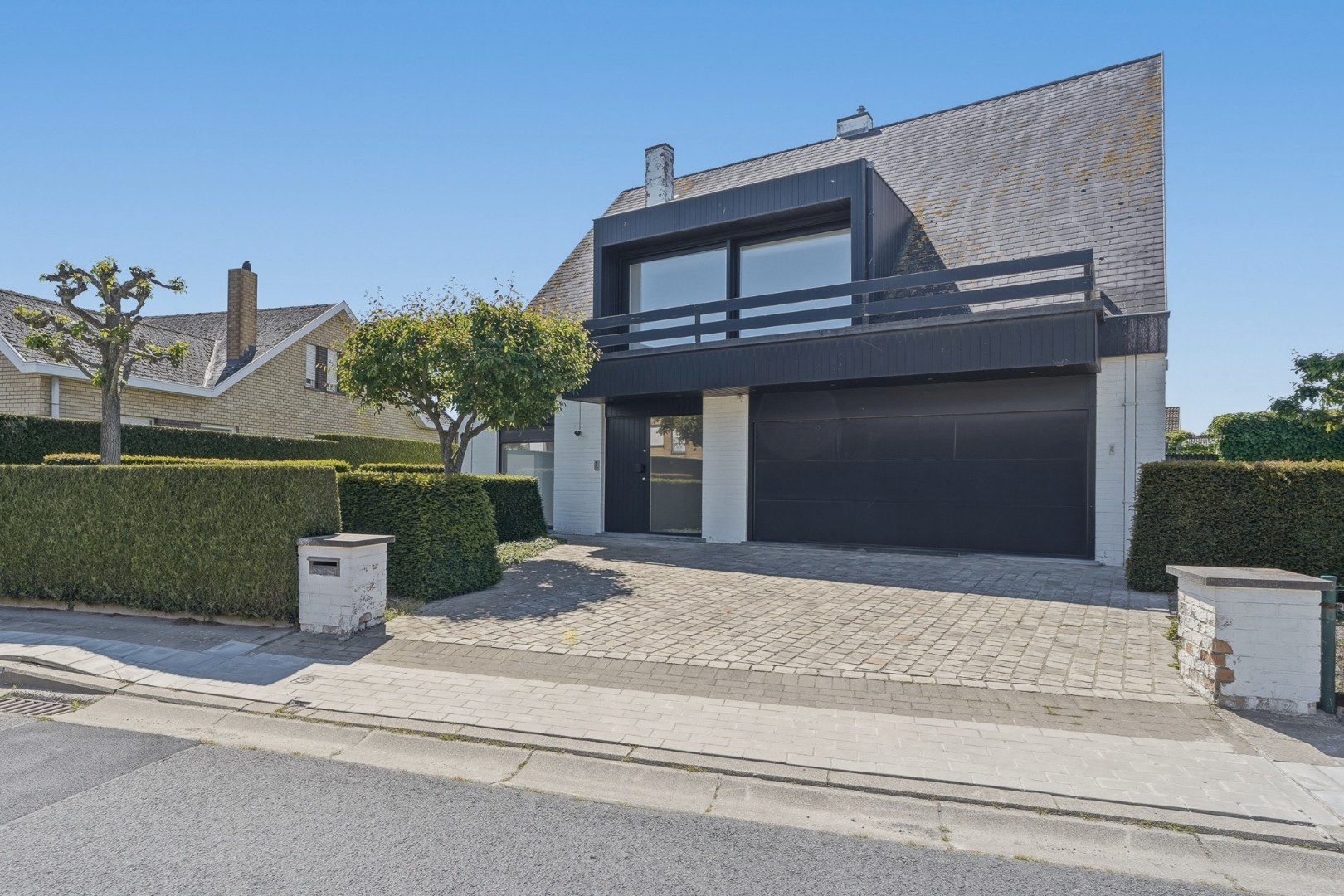 Alleenstaande woning met zonnige tuin op 980 m² 