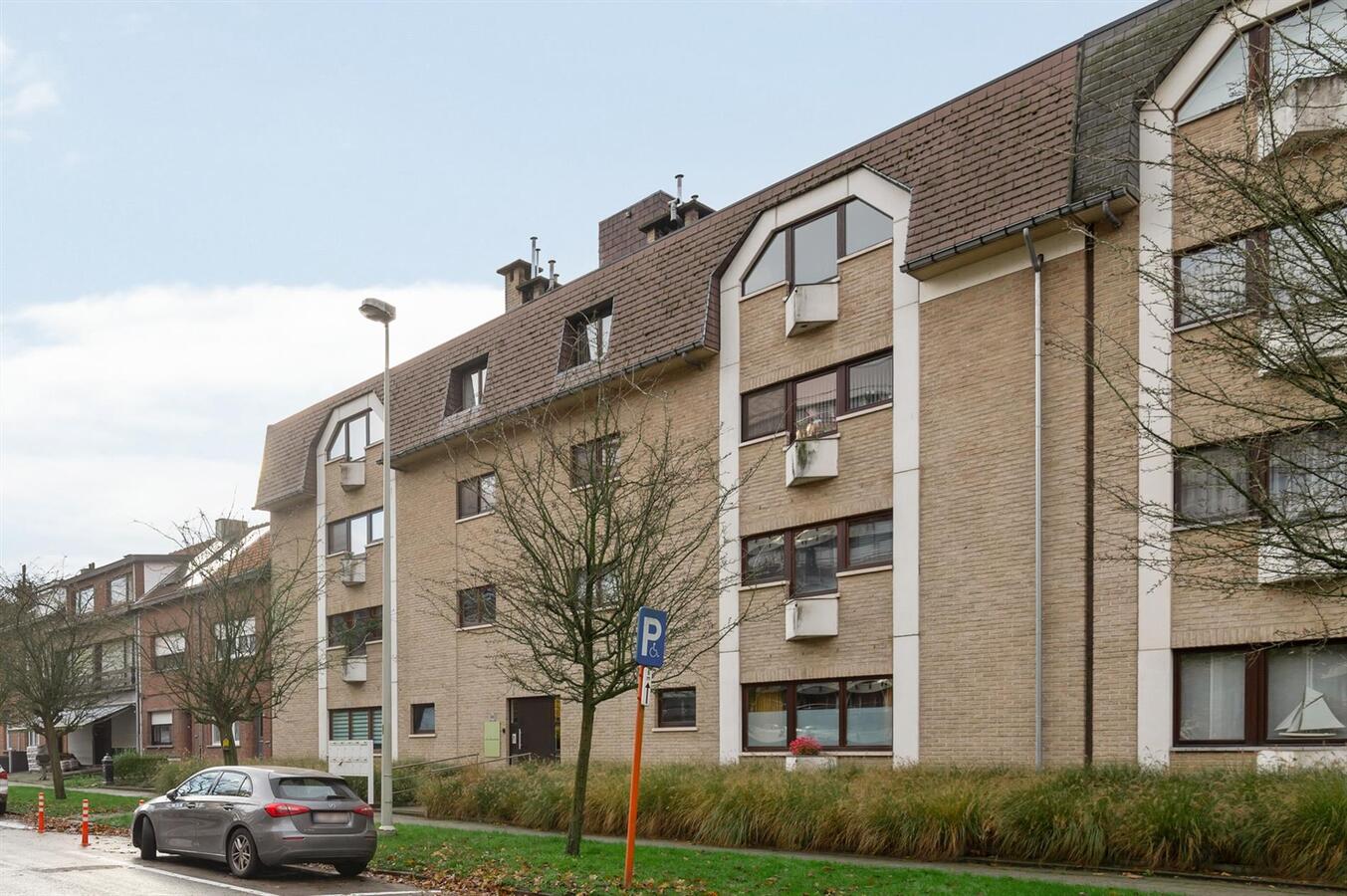 Gelijkvloers appartement met ruime tuin te Boom! 