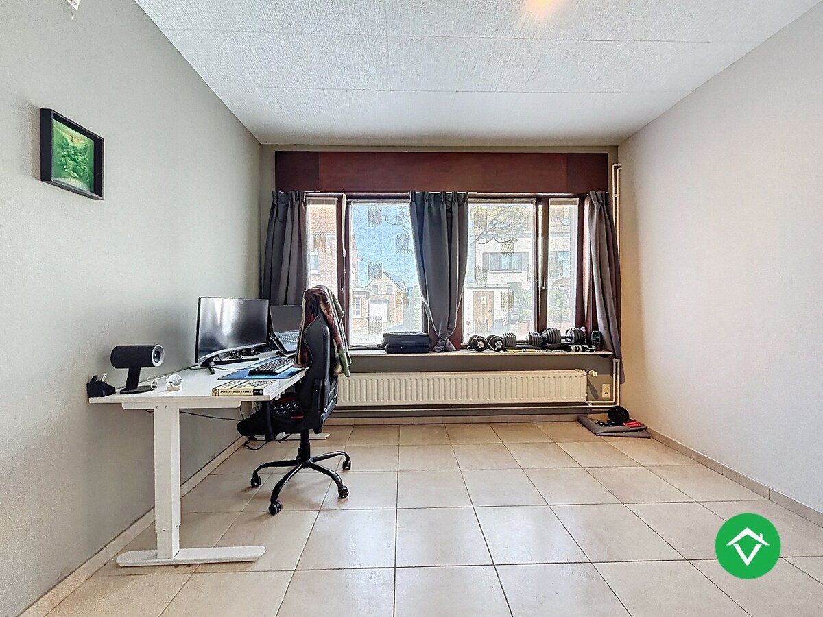 Gelijkvloers appartement met 2 slaapkamers en garage te Ichtegem 