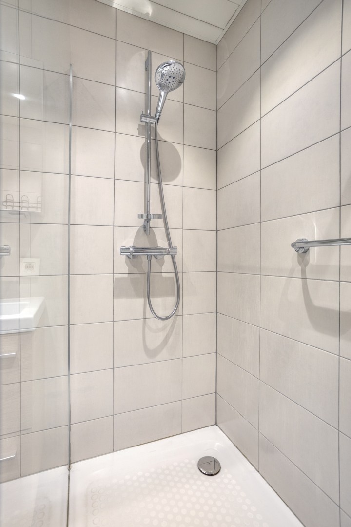 Instapklaar appartement met 2 slpk. in centrum Geel 