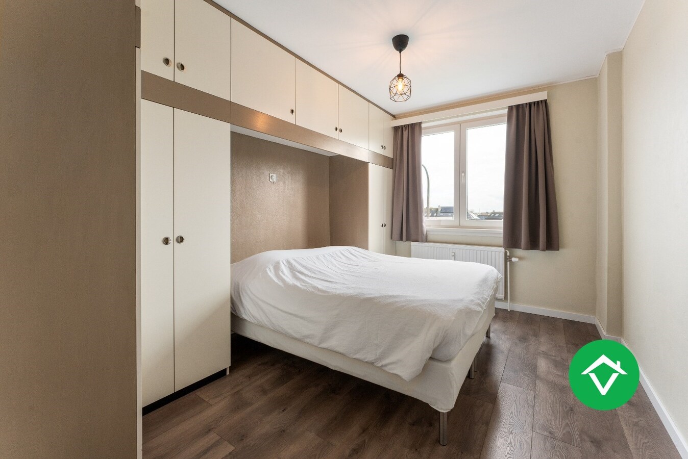 Instapklaar tweeslaapkamerappartement - jouw nieuwe thuis wacht in Bredene! 