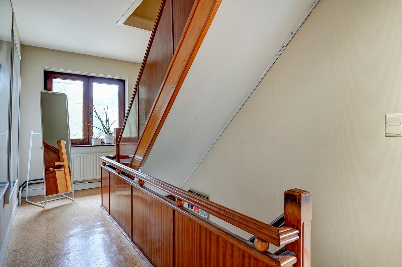 Aangenaam gezellig huis met met veel leefruimte 