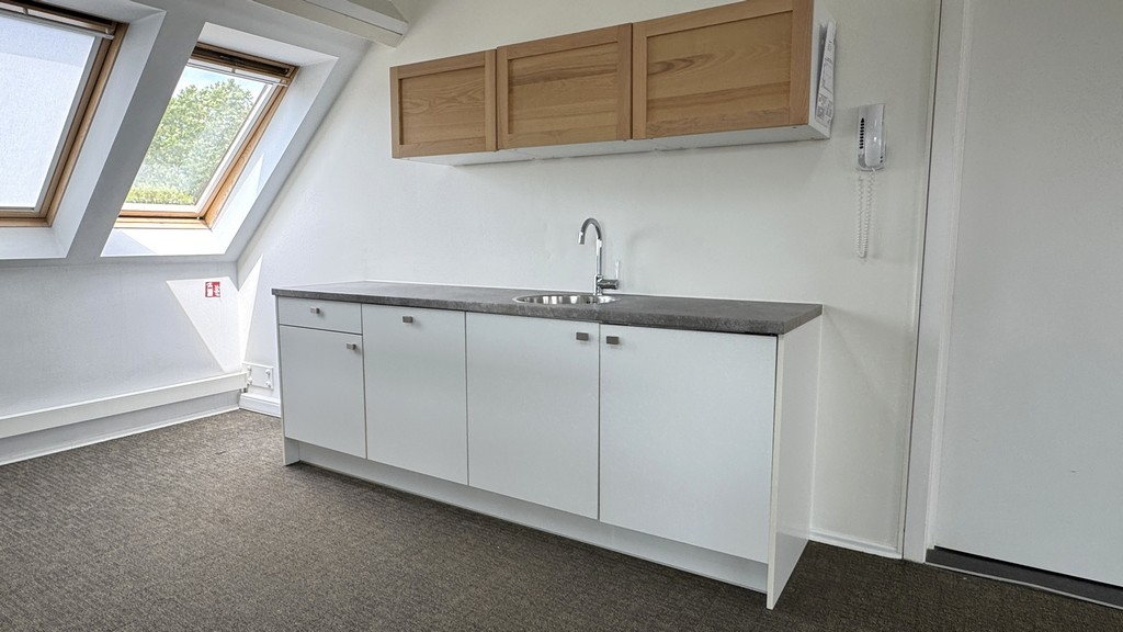 Kantoorgebouw te koop op toplocatie in Sint-Martens-Latem