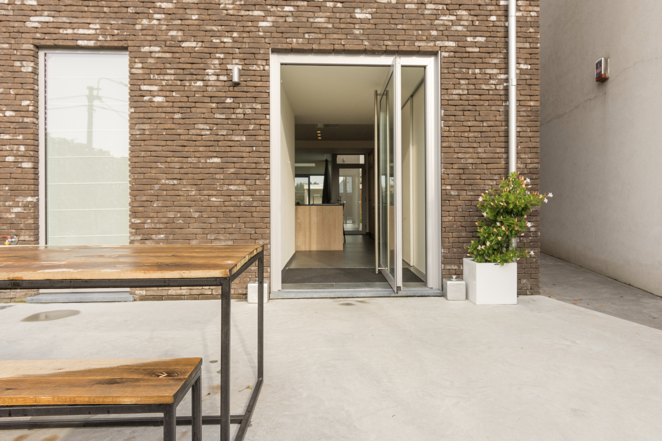 Instapklare moderne woning te Heusden 