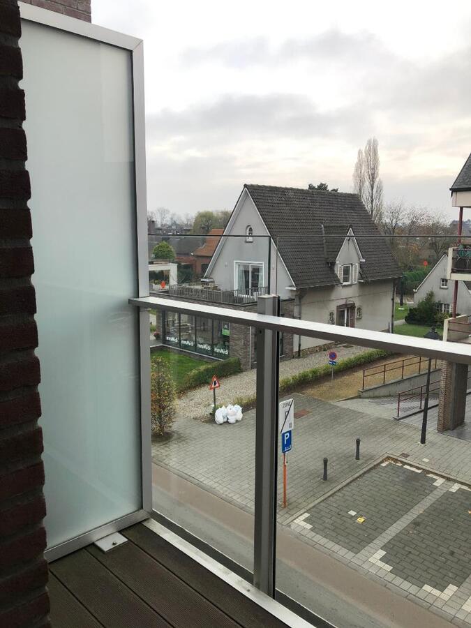 Bijzonder ruim 2-slpk-luxeappartement in centrum De Pinte 