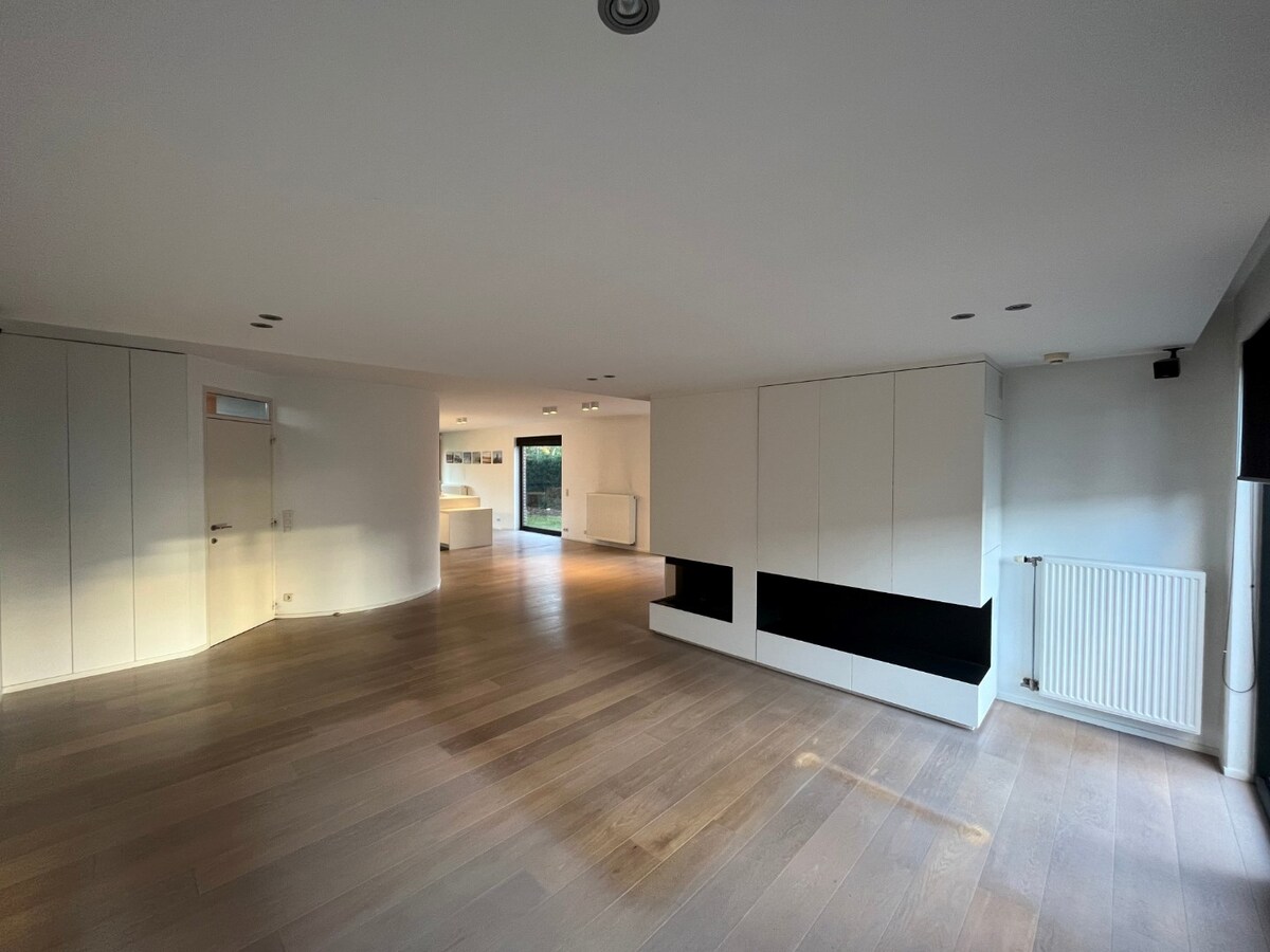 Ruime gezinswoning nabij centrum Deinze 