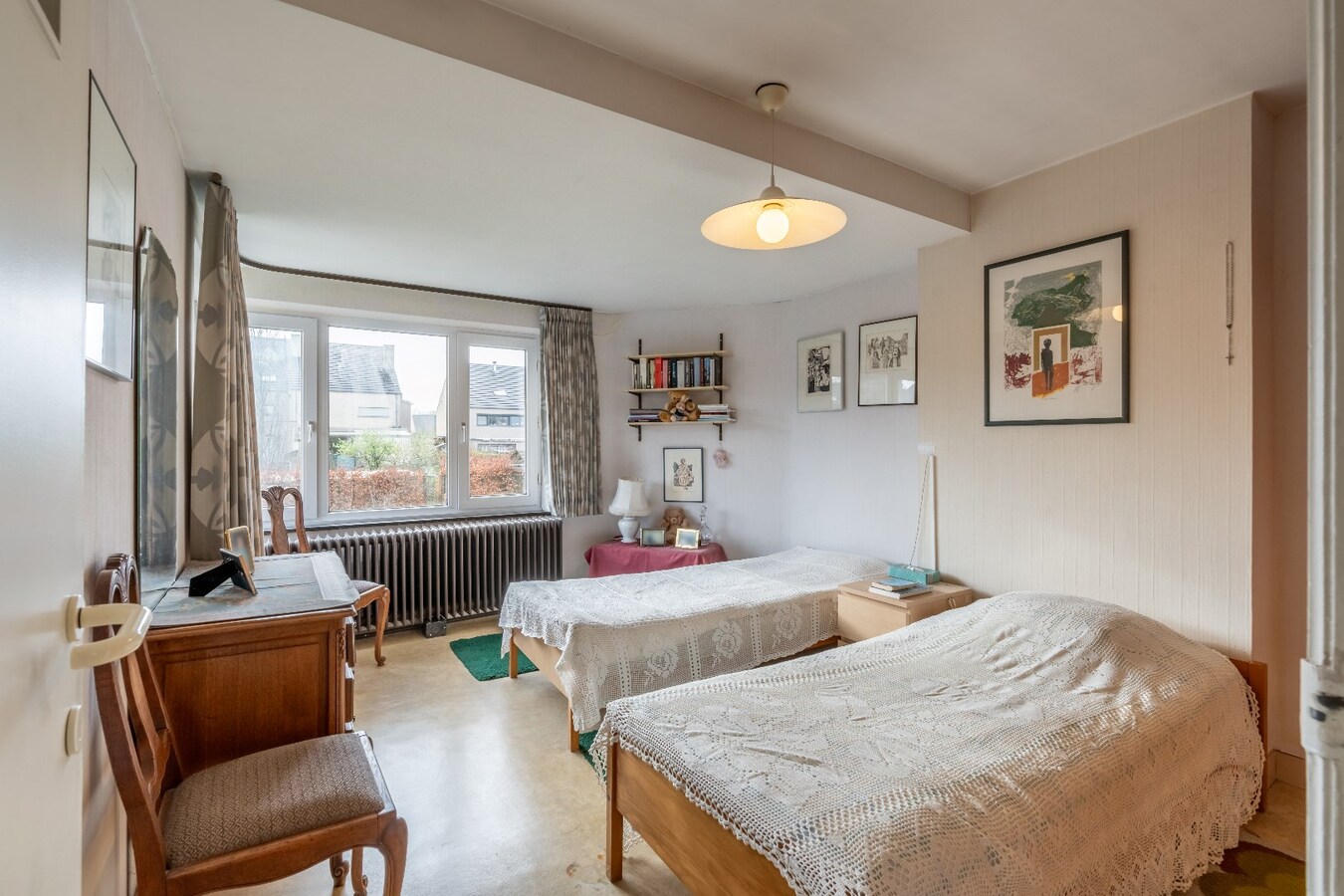 Ruime woning met tuin, garage en 3 slaapkamers. 