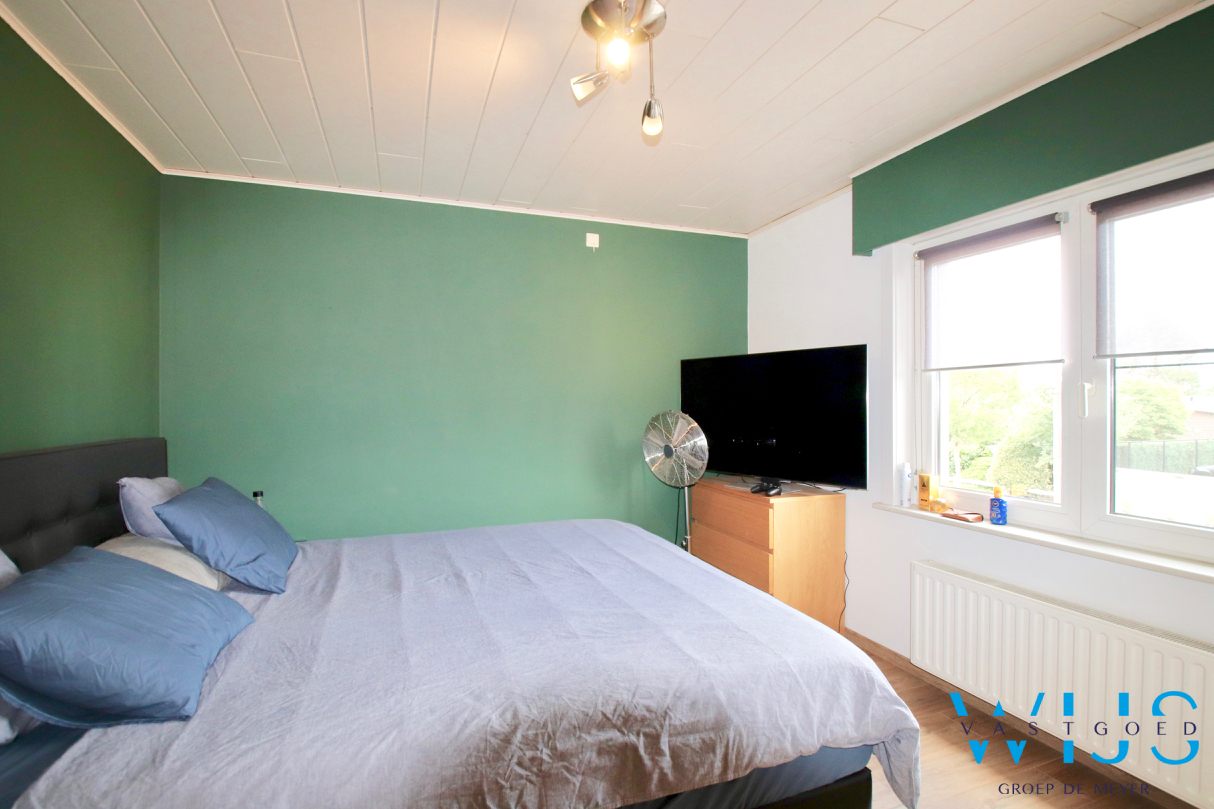 Zeer ruime HOB op een perceel van 934m2 te Evergem ! 