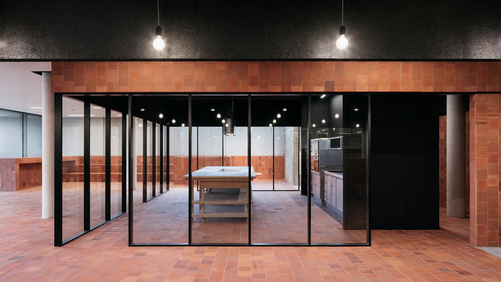 Hoogwaardige kantoren te huur op Linkeroever te Antwerpen