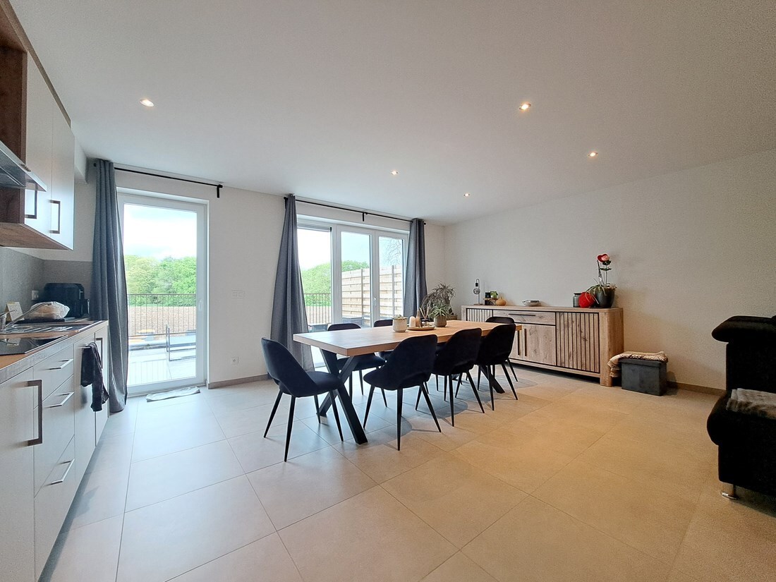 Mooi ruim energiezuinig gelijkvloers appartement te Dilsen-Stokkem 