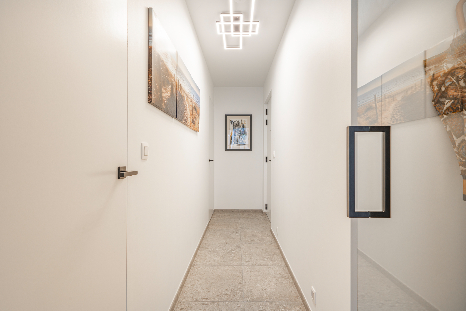 APPARTEMENT DE VACANCES  SITUÉ CENTRE VILLE - NOUVELLE CONSTRUCTION (LOC. SAISONNIERE) 