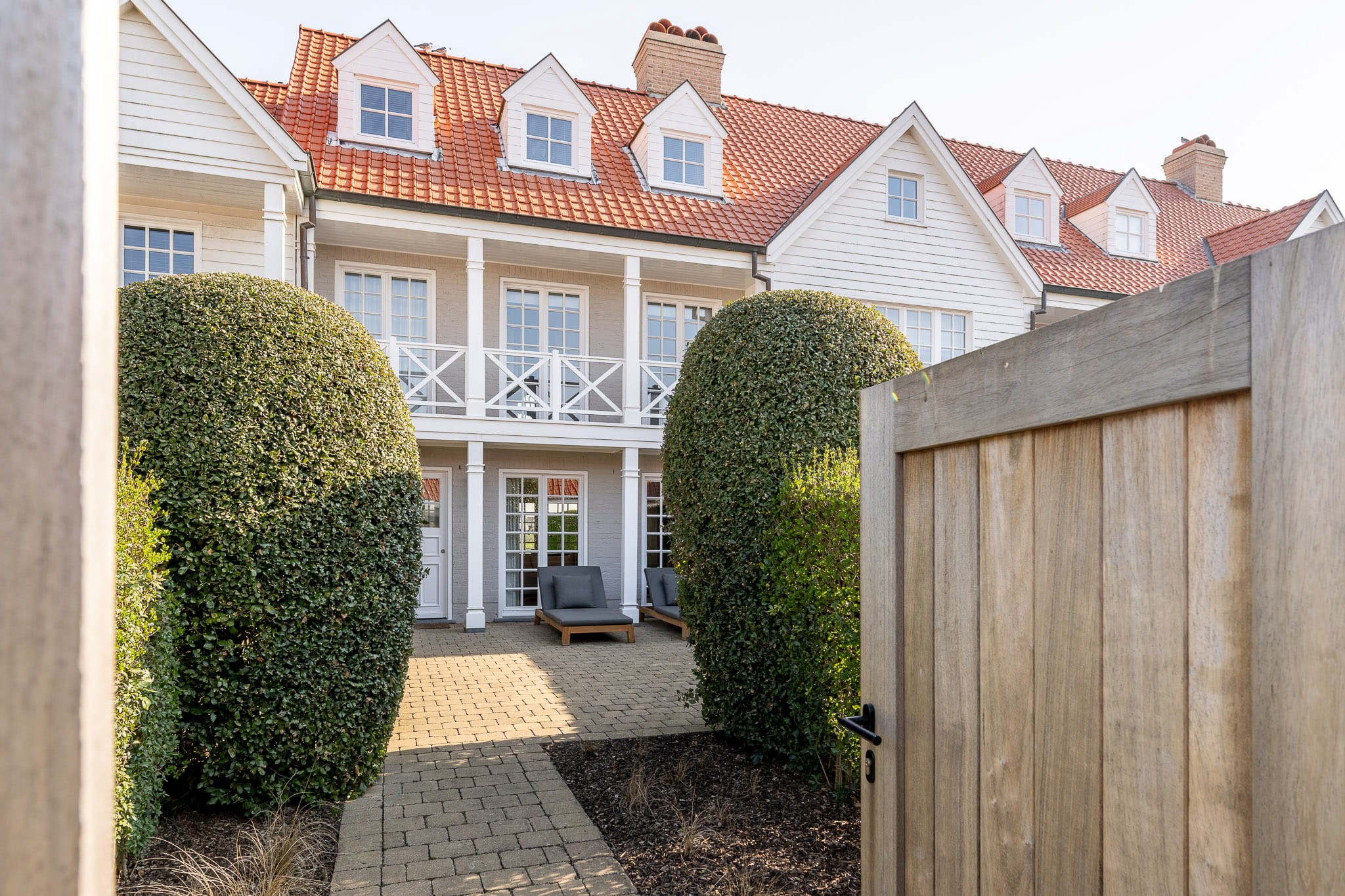 Maison récemment rénovée à vendre avec une vue magnifique sur les polders. 