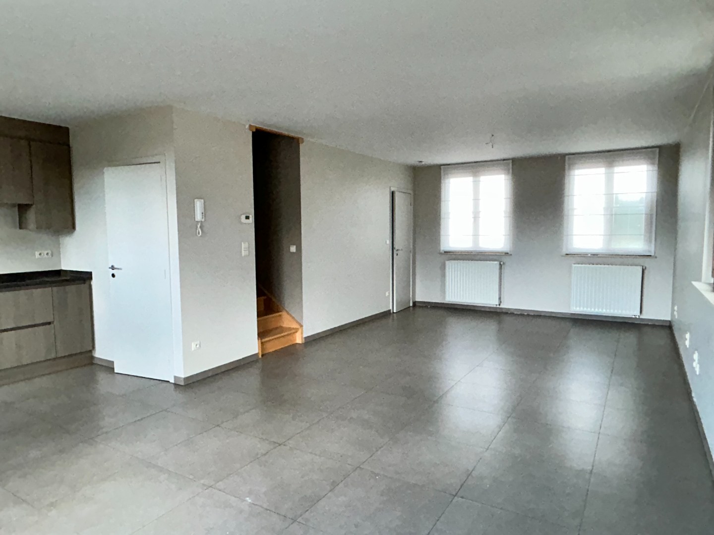 Stijlvol duplex appartement met 3 slaapkamers en groot terras 