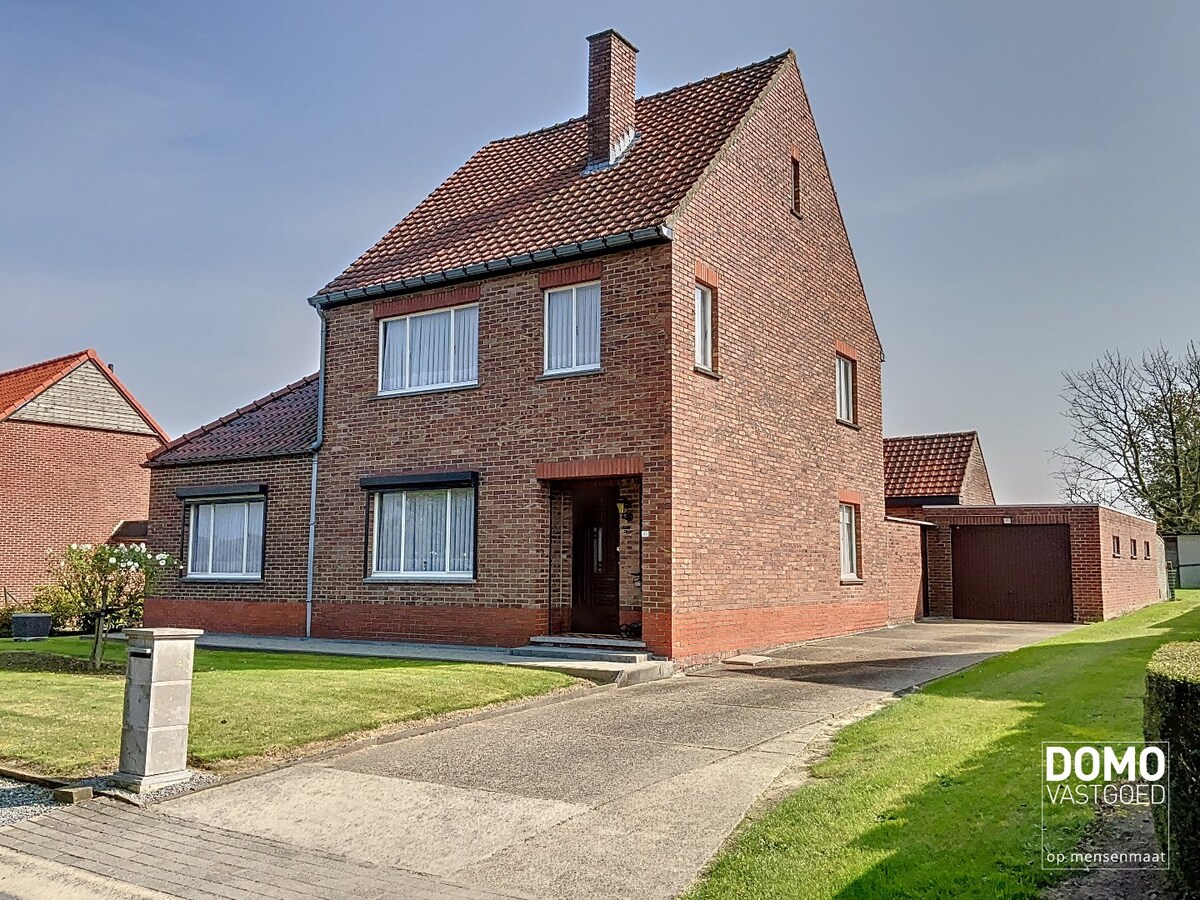 Uniek en idyllisch gelegen woning te Alken. 