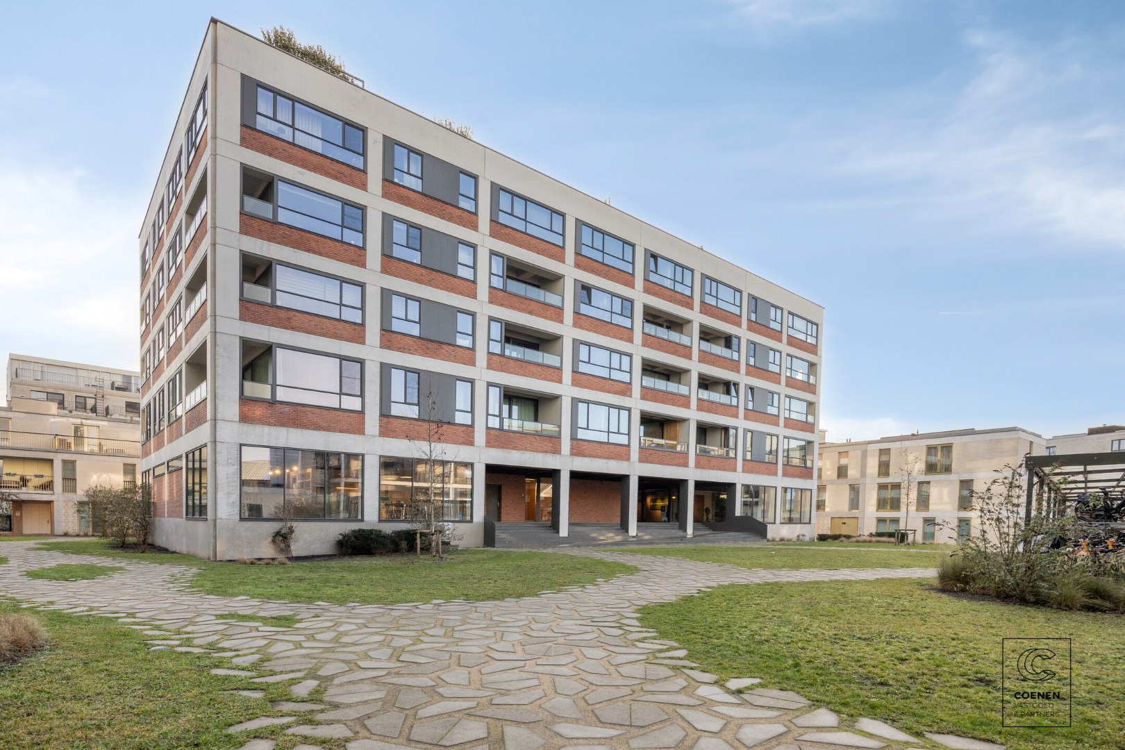 Prachtige loft van 85 m² in het historisch project "Koffienatie" te Antwerpen! 