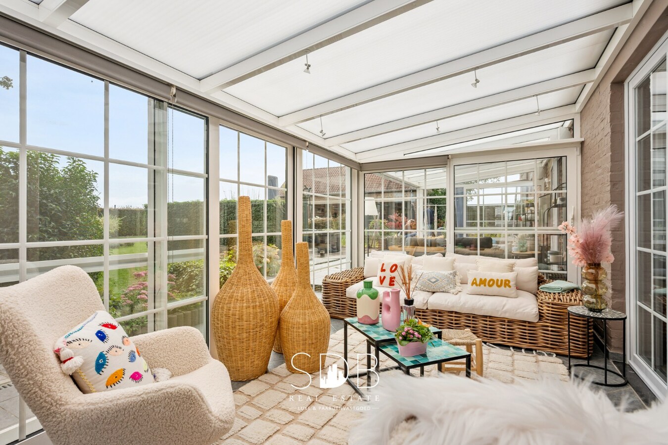 Prachtige landelijke hoeve woning met gezinstuin en graslanden op 1hectare 