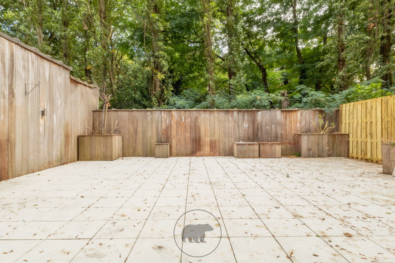 Gerenoveerd appartement aan het Groenevalleipark met ruim terras 
