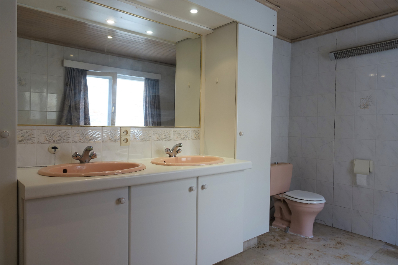 Gezellige rijwoning in het centrum van Gistel 