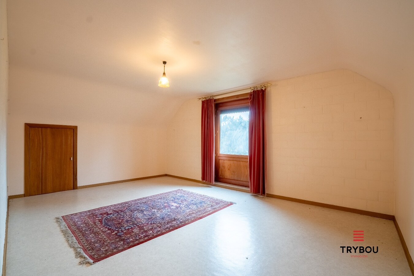 Wonen met een vakantiegevoel – unieke villa op de top van de Rodeberg 