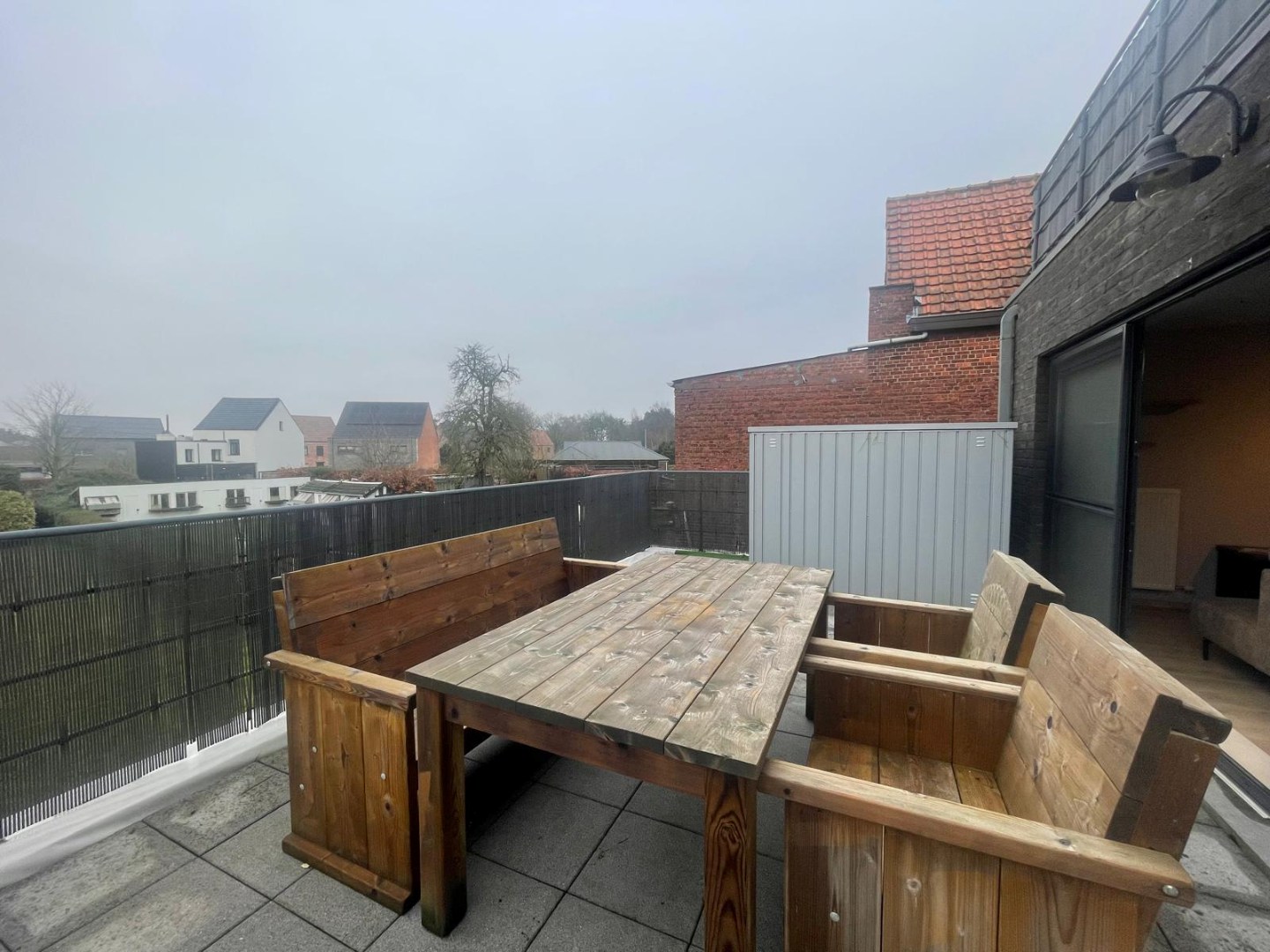 Verzorgd 1-slaapkamerappartement met terras te huur in Geel! 