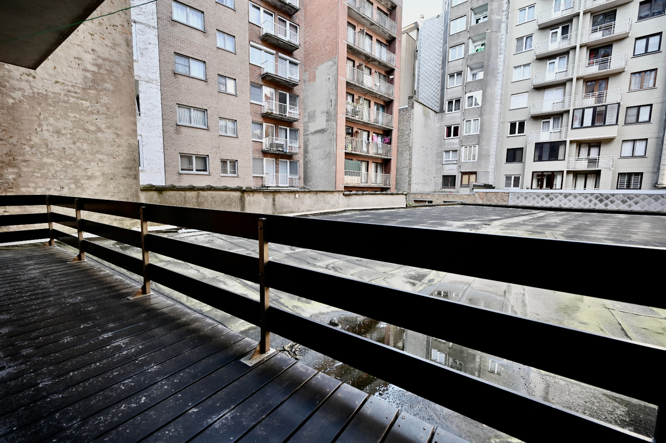 MOOI RUIM APPARTEMENT OP ZUCHT VAN CASINO EN STRAND OOSTENDE 