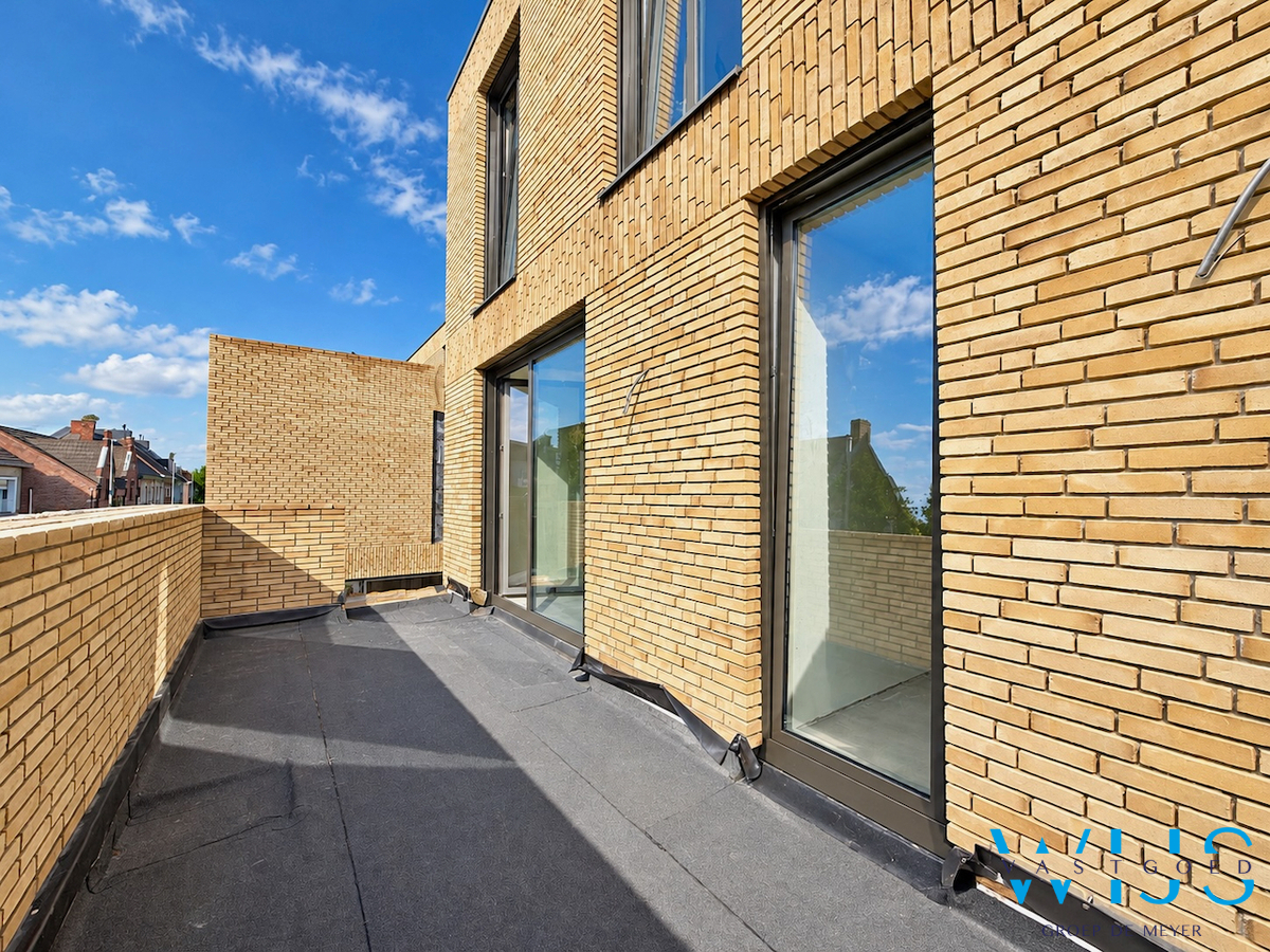 Nieuwbouw met tuin &amp; dakterras IN HET CENTRUM ! 