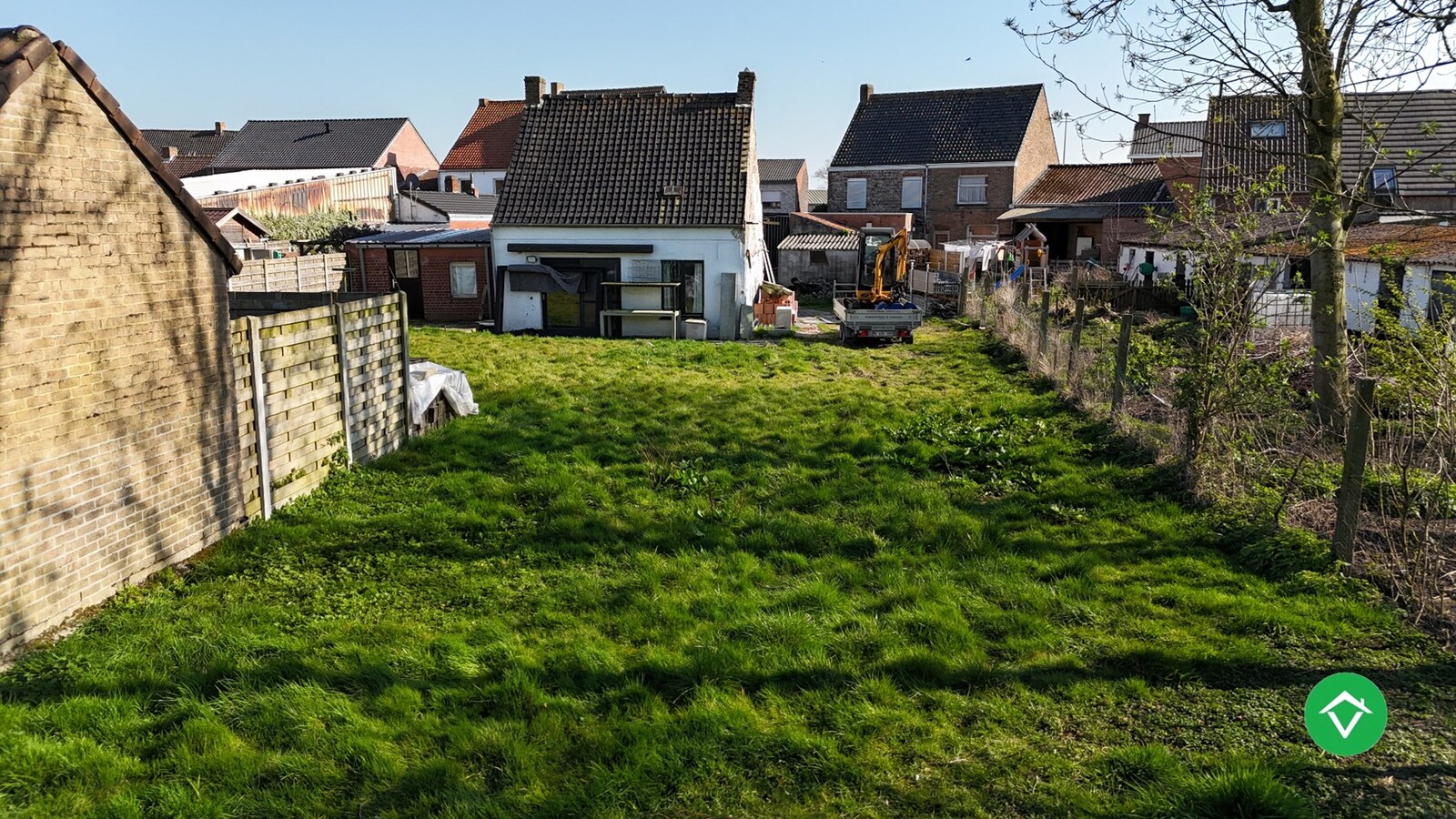 Te renoveren woning in centrum Koekelare 