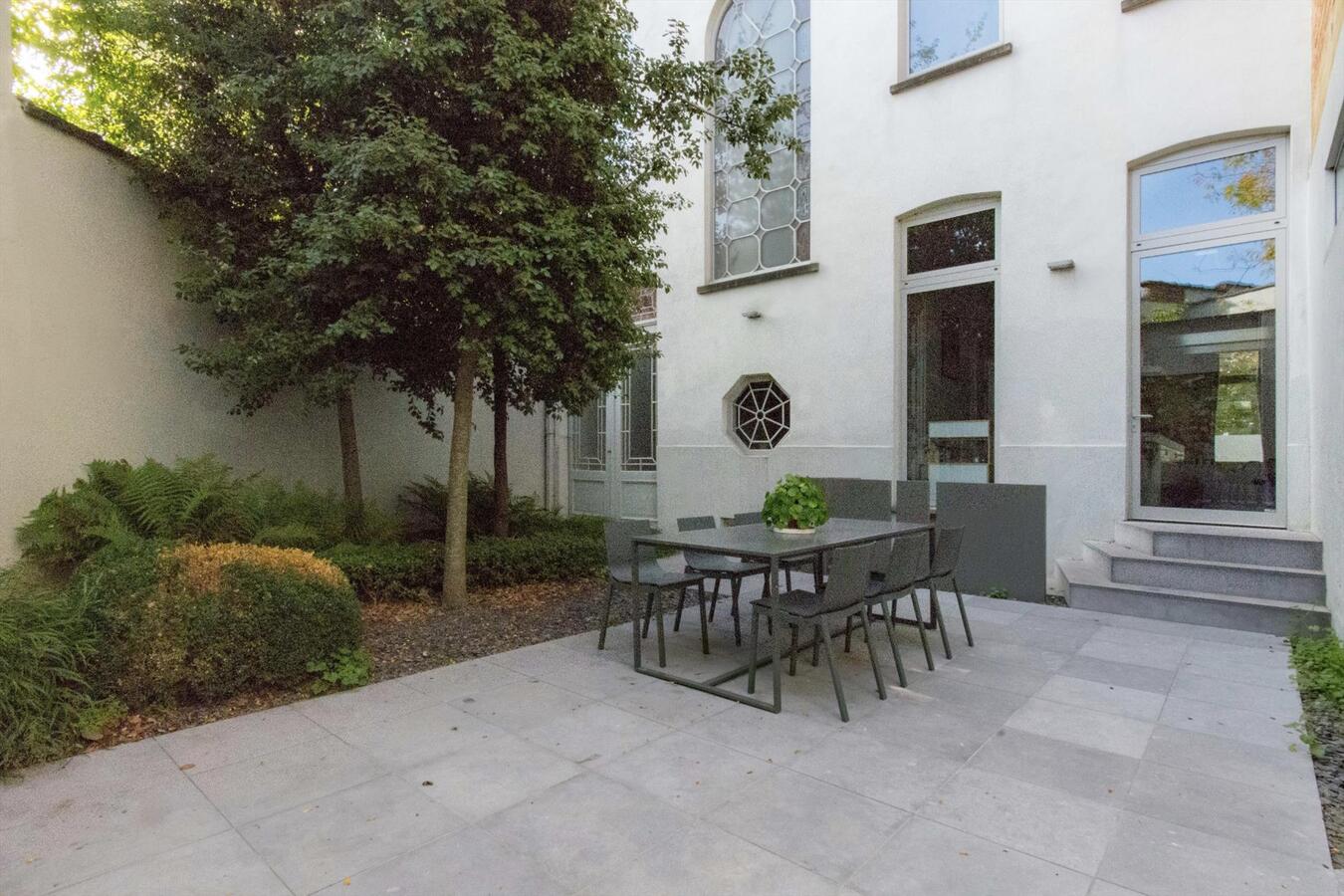 Exclusief herenhuis met stadstuin op toplocatie te Gent 